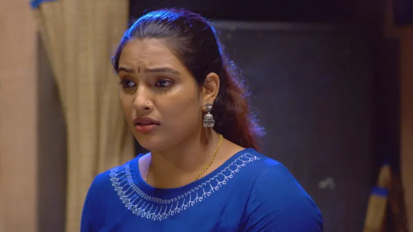 Ravi Varman Gets Furious