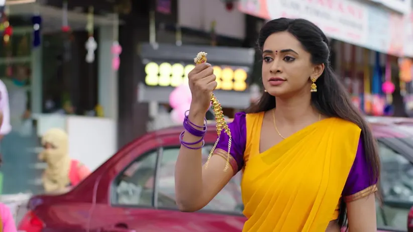 Kaustubh Falls in Love with Kundana