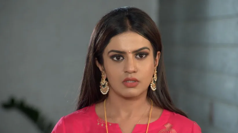 Shivani Returns to Trishul's House