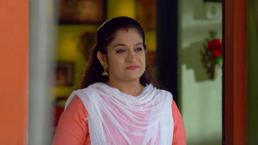 Ravi Varman Keeps a Straight Face