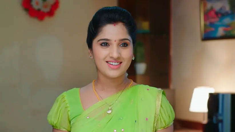 Ilayaraja Decorates Nithya’s Room