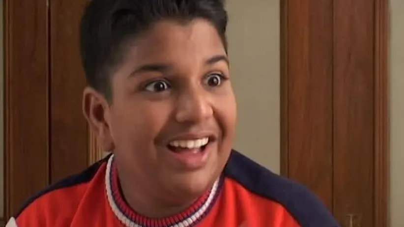 Ameya and Zampya find a mobile phone - De Dhamaal
