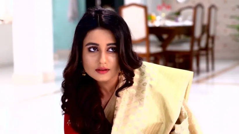 Anuradha's Request to Karan | Radhika