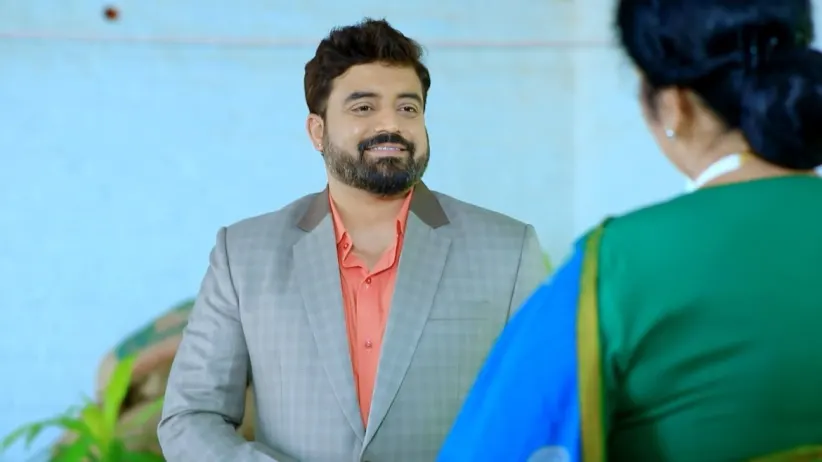 Anu Confronts the Protestors