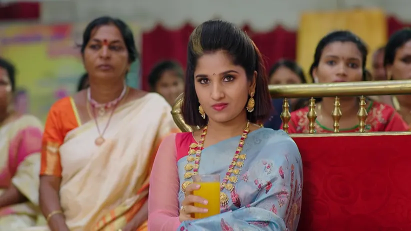 Nithya Attends Abhi’s Wedding