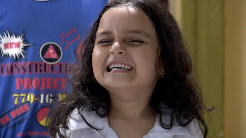 Romi to Visit Vikram's House