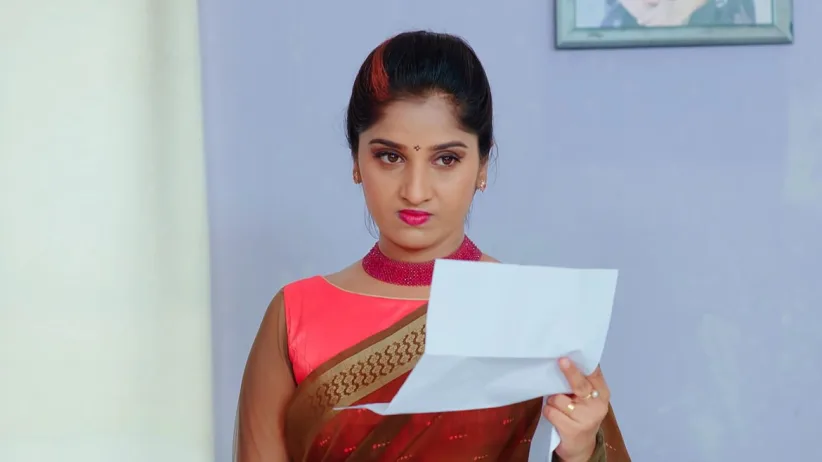 Chanakya Enters Divya’s Room
