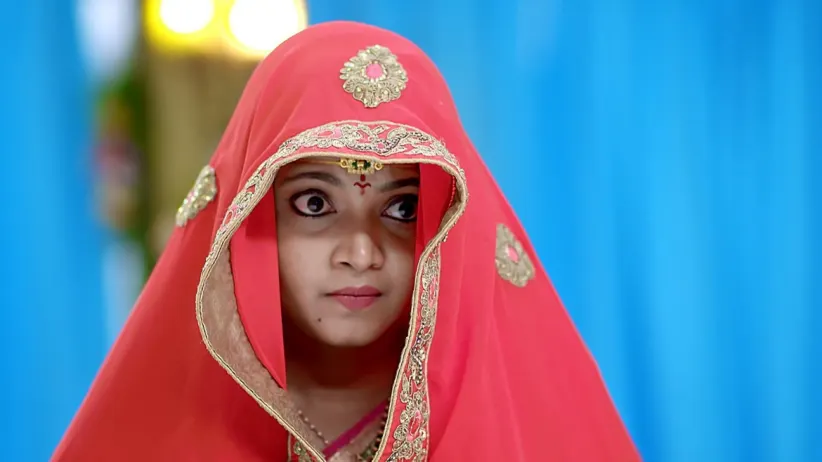 Vaidehi Is Forced to Go to the Mandapam