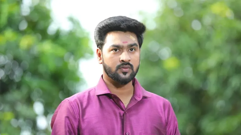 Madhuvanthi Insults Thangamayil