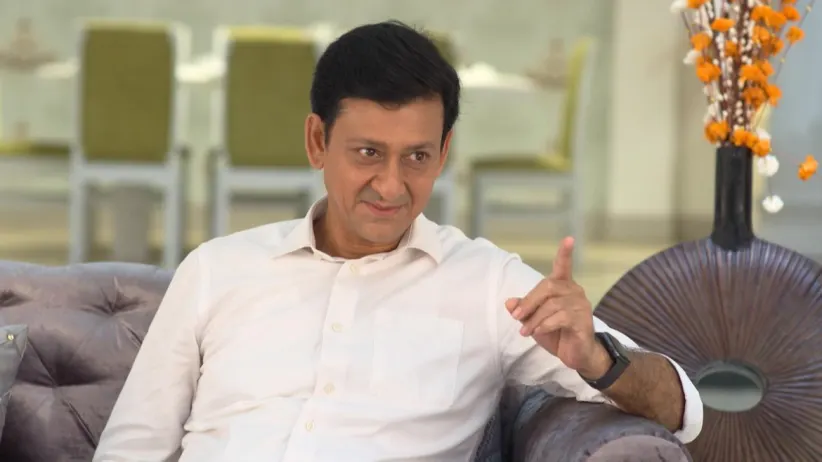 Viraj Taunts Twinkle