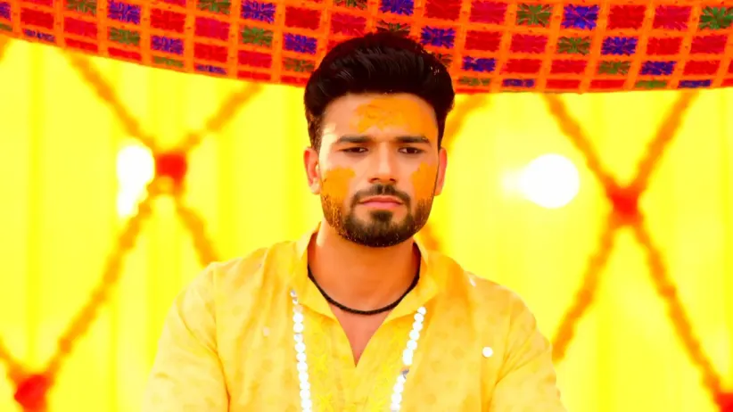 Savreen Sends a Sweet for Ajooni | Chhoti Jathani
