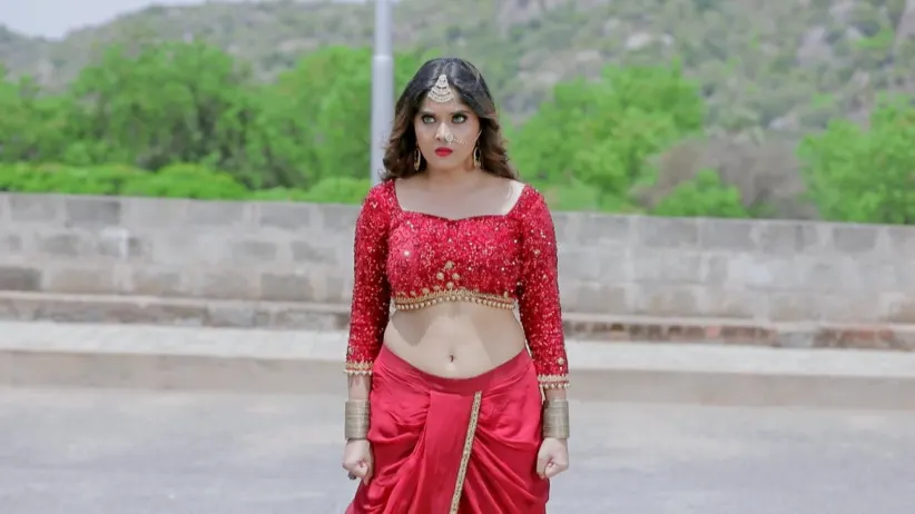 Tryambaka Reveals Shivani's Secret