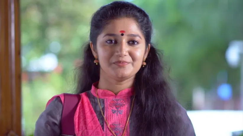 കൃഷ്ണയെ ചോദ്യം ചെയ്യുന്ന സരോജം