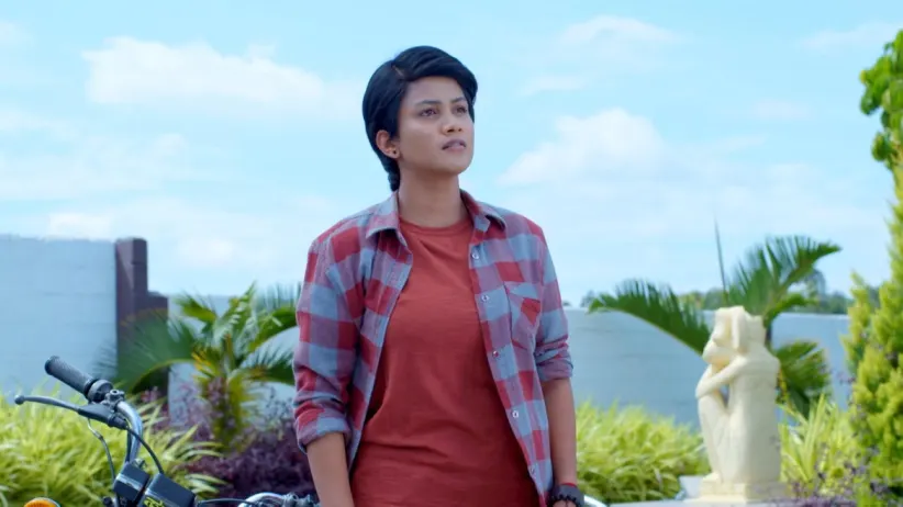 Chidagani Bai Wishes to Kill Sathya