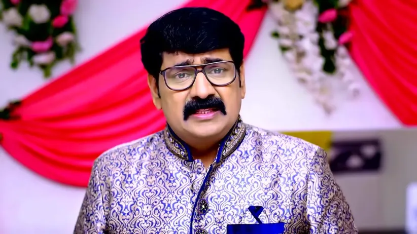 Vasundhara Decides to Leave | Oohalu Gusagusalade