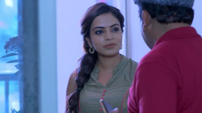 Unnithan and Nila Spot Meera
