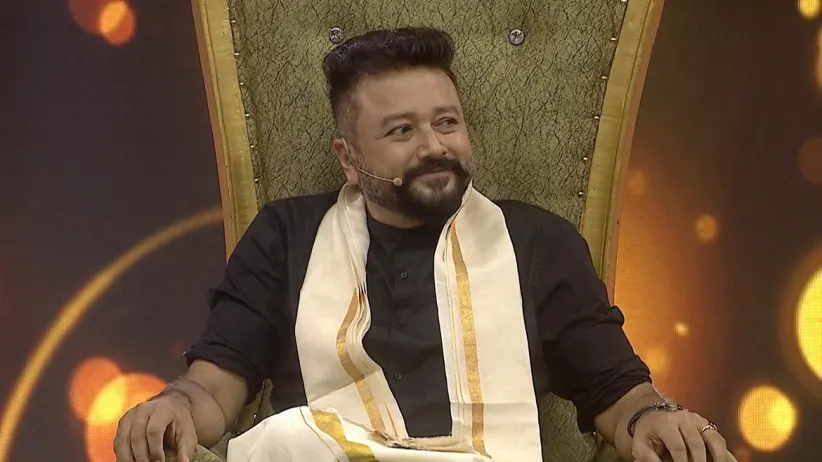 Ullas Panthalam Appears as 'Maveli'