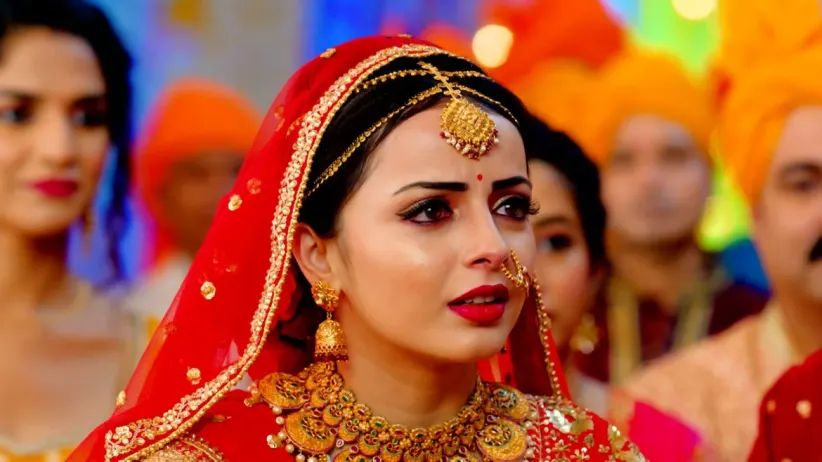 Varun and Genda Perform a Wedding Ritual