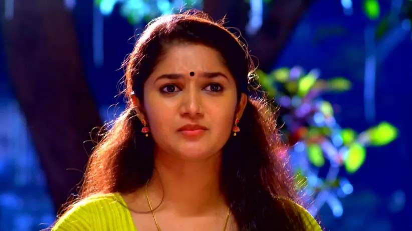 Sreelakshmi Corrects Maya