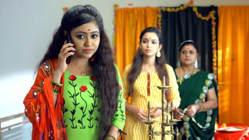 Supriya Tries to Influence DK