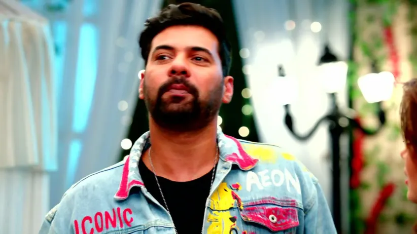 Abhi and Pragya Arrive to Rescue Lakshmi | Bhagya Lakshmi