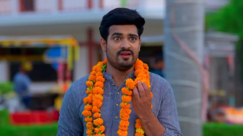 Shanti Makes a Video with Mishra