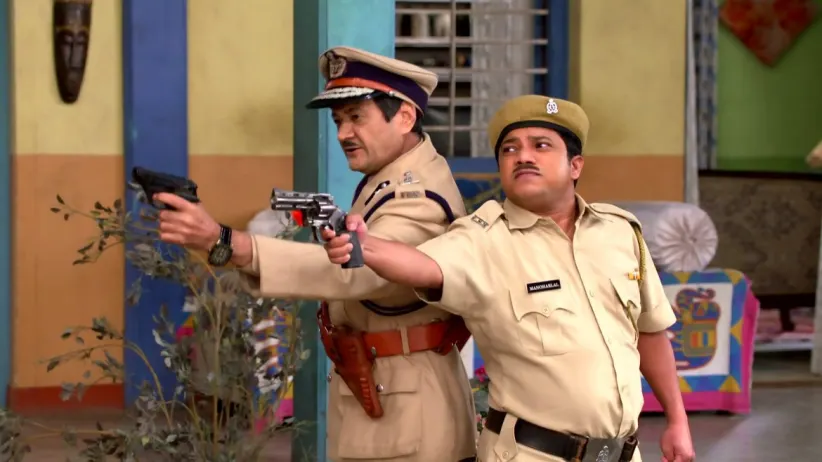 The Commissioner Suspects Happu