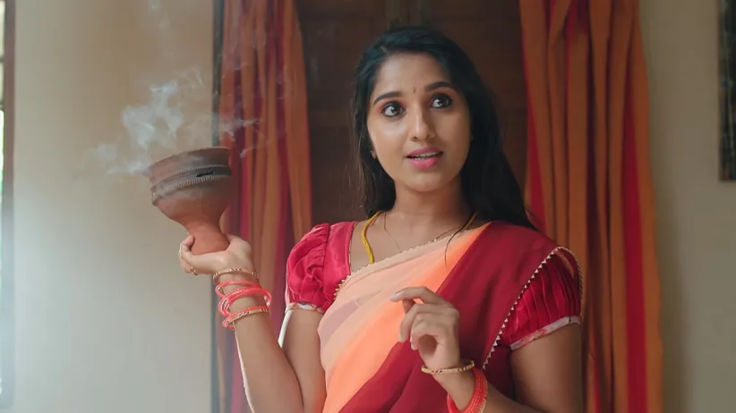 Divya Threatens Chanakya