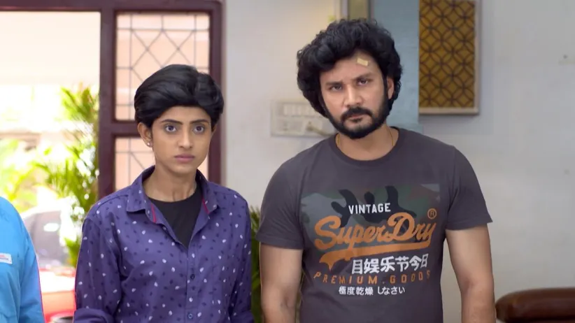 Divya Imposes a Condition on Ranjith