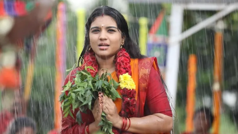 Nandini Shoots Shiva