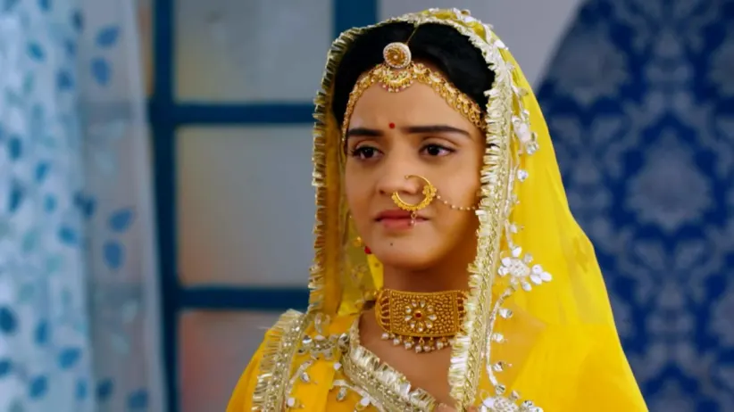 Devi Makes Changes to Adhiraj's Room