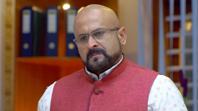 Ravi Varman Scolds Rajaram
