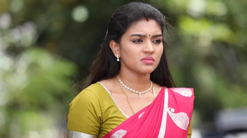 Parvathy Is Shocked to See Bhavani