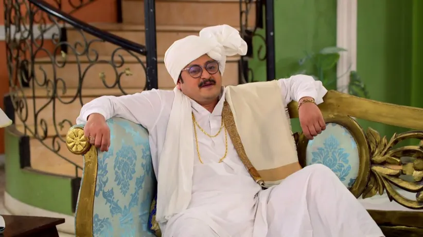 Tiwari Misbehaves with Anita