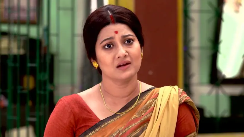 Shukla Stops Satyaki | Amader Ei Poth Jodi Na Shesh Hoy