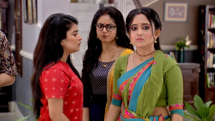 Mithai-Siddhartha Go to the Court