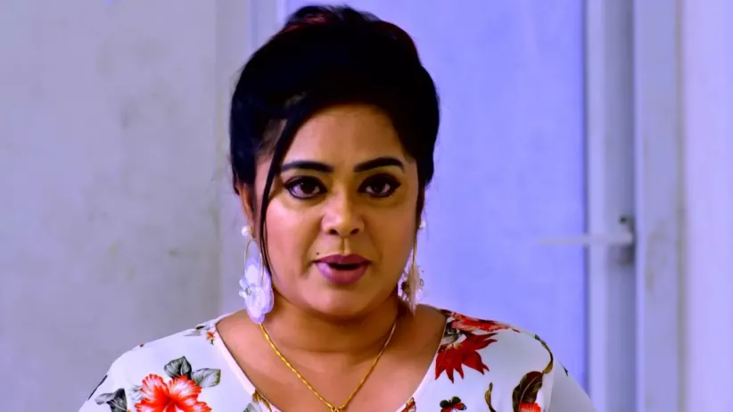 Trivenkitam Scolds Pratibha