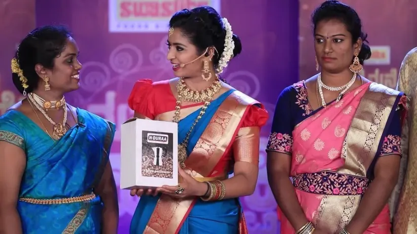 Jalebi Eating Competition | Mane Mane Mahalakshmi