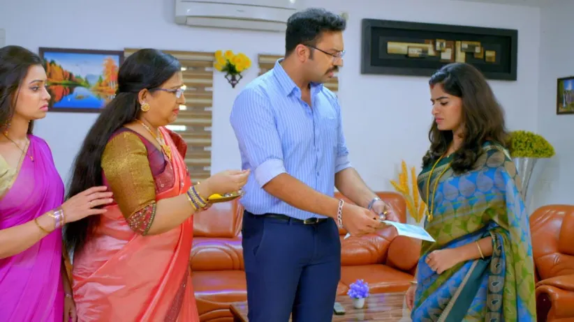 Jayamma Gets a Nightmare