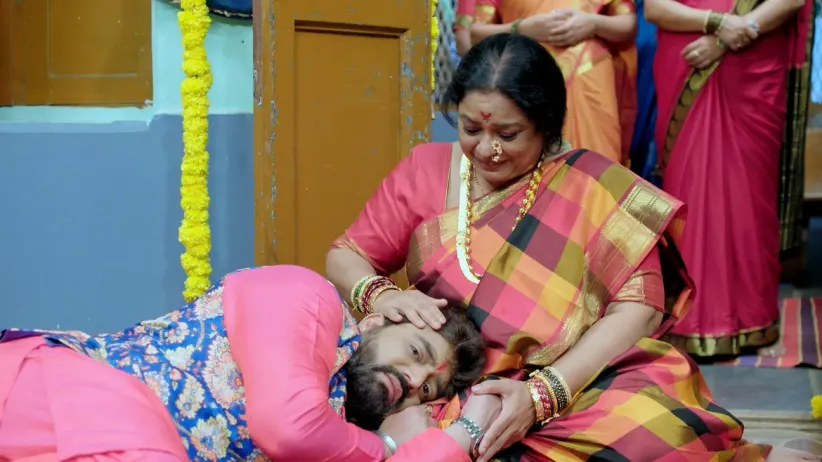 Aryavardhan-Priya's Emotional Reunion