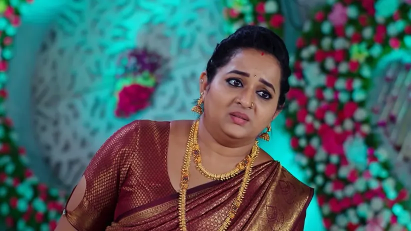 Balaraju Wears a Sari