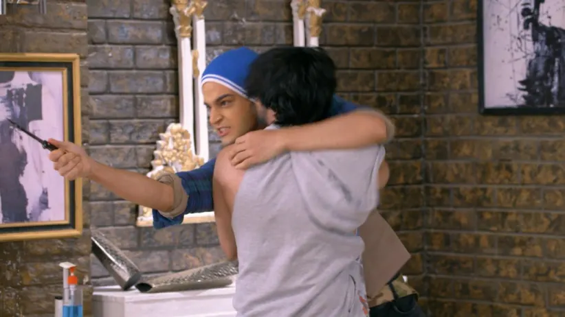 A Furious Ranbeer Attacks Maya