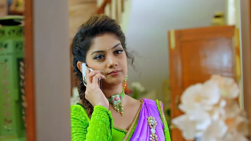 Urmila Shares Her Plan with Vaali
