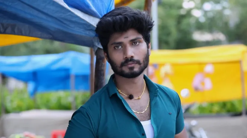Ganeshan Strikes a Deal with Pandi