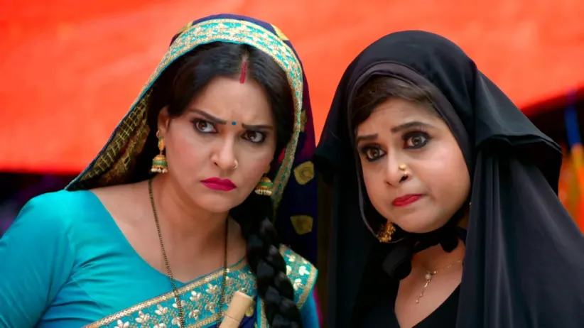 Mishra and Mirza Want Modern Wives