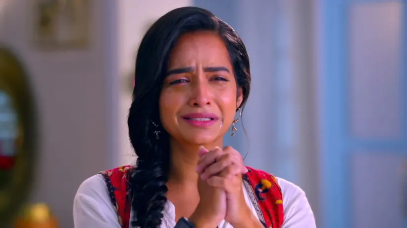 Mohan Slaps Diya