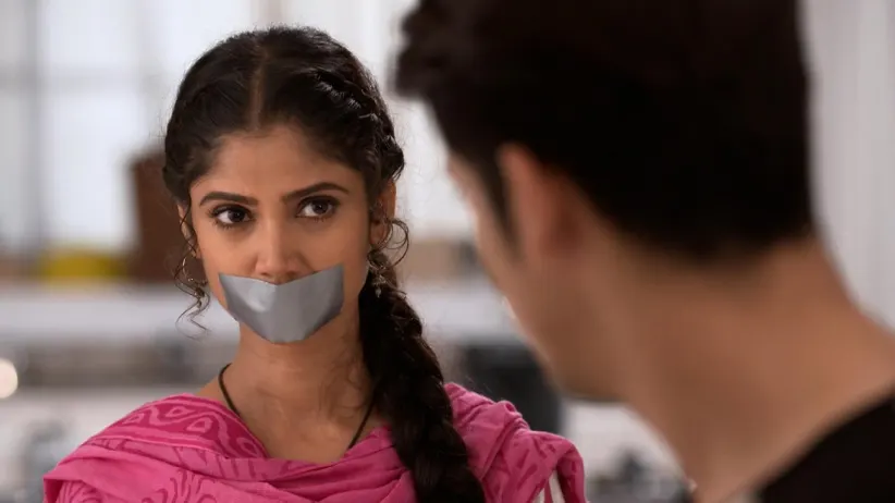 Arya Punishes Santoshi