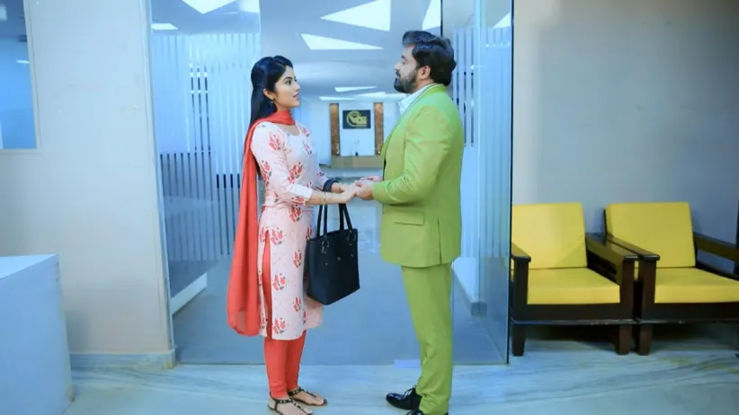 Meera Decides to Meet Priya