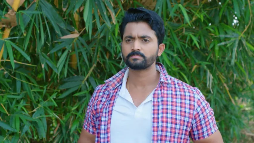 Rahul Hits Saraswati's Suitor