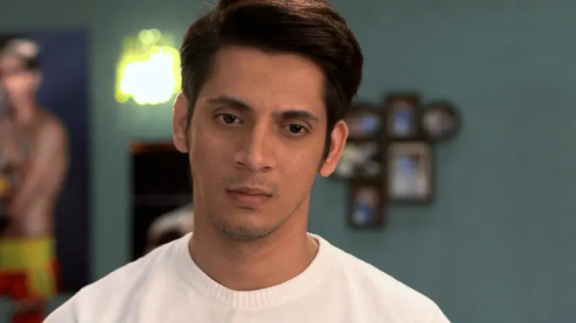 Madhu Buys Santoshi Against Money